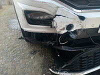 volkswagen front end damage